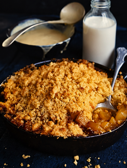 Mandelpaj med karamelliserat äpple
